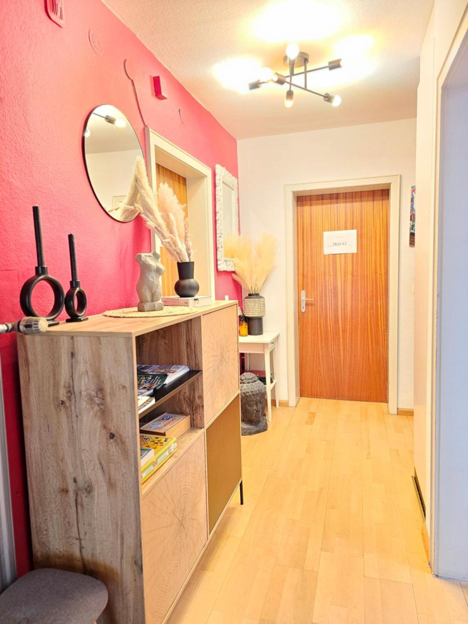 Doppelzimmer 1 I Geteiltes Bad & Kueche I Mit Dem Zug Nur 4 Min Bis Zum Hauptbahnhof Friburgo in Brisgovia Esterno foto